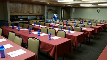 AmericInn by Wyndham Oswego