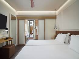 H10 Universitat Hotel