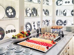 H10 Universitat Hotel