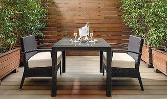 H10 Universitat Hotel