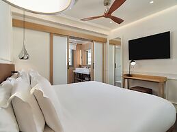 H10 Universitat Hotel