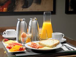 H10 Universitat Hotel