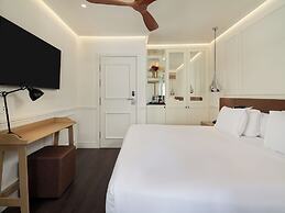 H10 Universitat Hotel