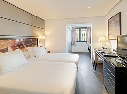 H10 Universitat Hotel