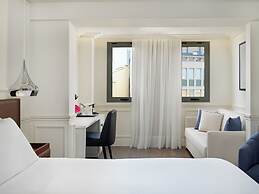 H10 Universitat Hotel