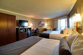 Best Western Harbour Pointe Lakefront