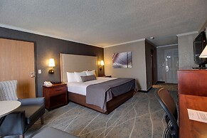 Best Western Harbour Pointe Lakefront