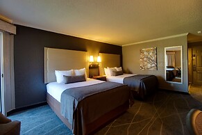 Best Western Harbour Pointe Lakefront