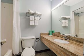 Rodeway Inn Conference Center