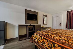 Rodeway Inn Conference Center