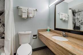 Monsoon Inn