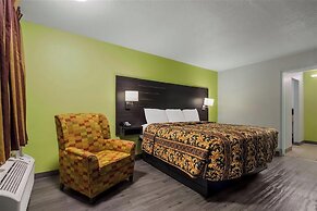 Monsoon Inn