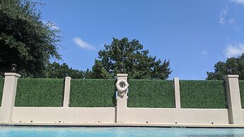 Holiday Inn Express & Suites Austin Round Rock by IHG