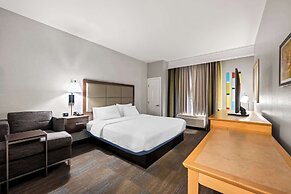 Hampton Inn & Suites Wilson I-95