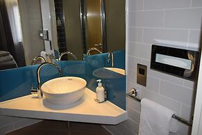 Holiday Inn Express London - Croydon by IHG