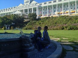 Parkside Inn Bridgeview