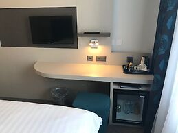 Admiral Hotel