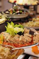 Corallium Beach by Lopesan Hotels - Adults Only