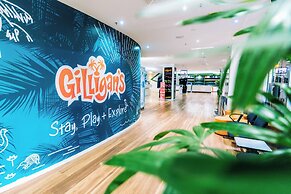 Gilligan's Backpackers Hotel & Resort