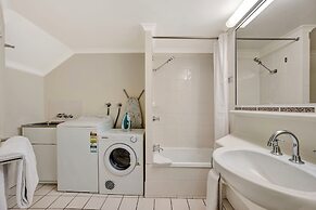 City Oasis Inn Townsville, SureStay Collection by BW