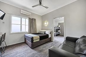 City Oasis Inn Townsville, SureStay Collection by BW