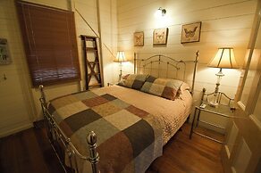 City Oasis Inn Townsville, SureStay Collection by BW