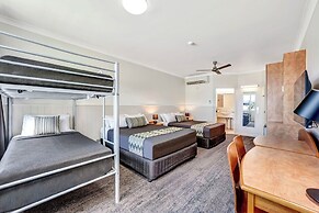 City Oasis Inn Townsville, SureStay Collection by BW