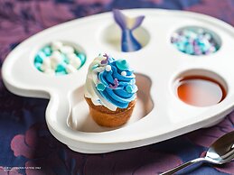 Disneyland® Hotel