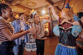 Disneyland® Hotel