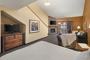 bantr Grand Hotel Wausau - Rothschild