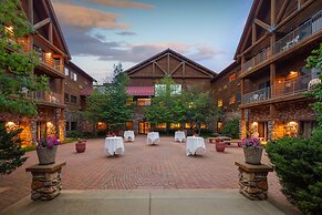 bantr Grand Hotel Wausau - Rothschild