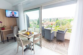 Zenitude Hôtel-Résidences Le Cannet