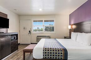 Rodeway Inn near Downtown Monterey