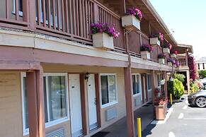 Rodeway Inn near Downtown Monterey