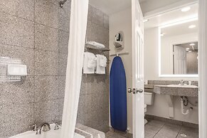 Rodeway Inn near Downtown Monterey