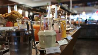 Bristol Metropolitan Flat