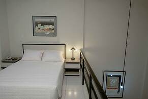 Bristol Metropolitan Flat