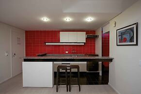 Bristol Metropolitan Flat