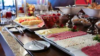 Bristol Metropolitan Flat