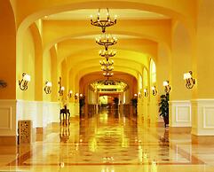 Guangzhou Phoenix City Hotel