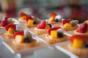 Guangzhou Phoenix City Hotel