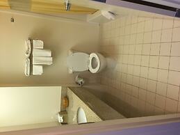 Red Carpet Inn Chambersburg