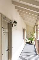 Coachman's Inn, A Four Sisters Inn