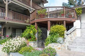 Coachman's Inn, A Four Sisters Inn