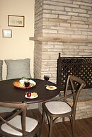 Coachman's Inn, A Four Sisters Inn