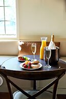 Coachman's Inn, A Four Sisters Inn