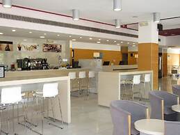 Holiday Inn Express Valencia - Bonaire by IHG