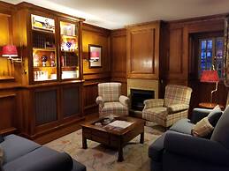 Lawrence's Hotel