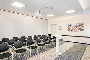 Garner Hotel Oberhausen by IHG
