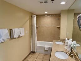 Travelodge by Wyndham Suites Virginia Beach Oceanfront